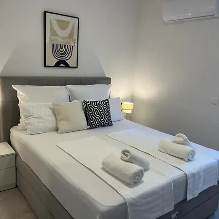 Luxury With Swimming Pool Paradise A&i * Trogir